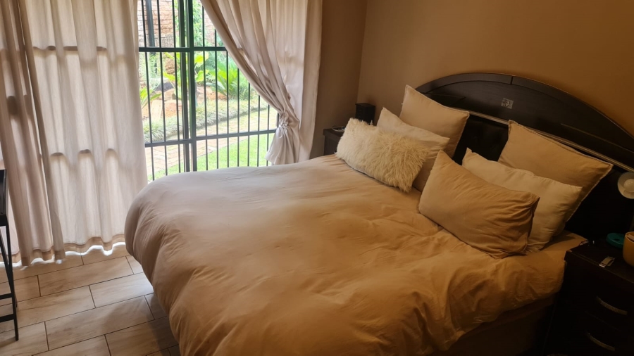 7 Bedroom Property for Sale in Cashan North West